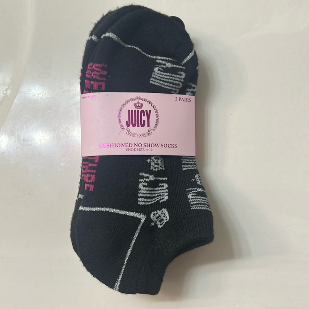 New Juicy Couture no show socks